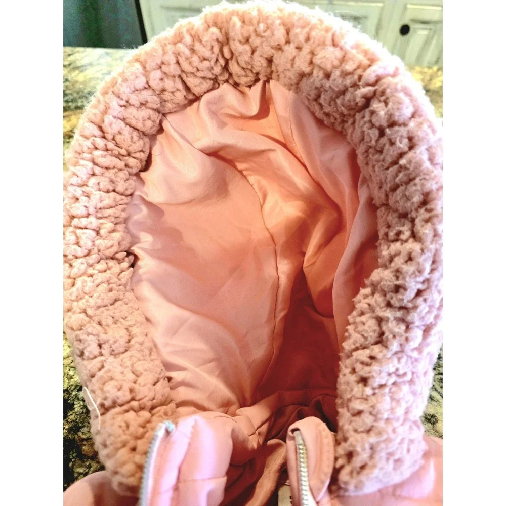 Mac Studio Kids. Size 12m. Pink Puffy Coat. Zipper. Girls. Excellent Condition.